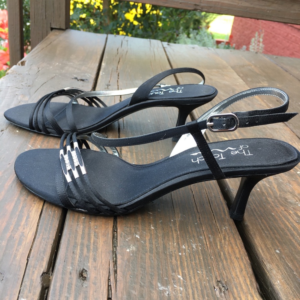 The Touch of Nina Sandals Black 8